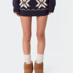 Snowflake Knitted Mini Skirt -Default Template 2 12.1212237