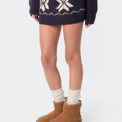 Snowflake Knitted Mini Skirt -Default Template 2 12.1212281