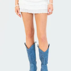 Front Page 34 Front Page -Default Template 2 3S9A8421