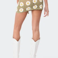 Daisy Crochet Mini Skirt -Default Template 2 4.70647