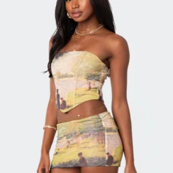 Picture Perfect Printed Mesh Corset -Default Template 2 6.50579