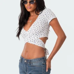 Floral Wrap Crop Top -Default Template 2 7.192653