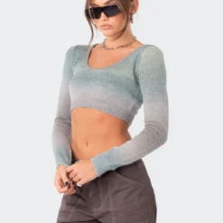 Ombre Cropped Sweater -Default Template 2 9.206710