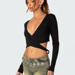 Layla Wrap Crop Top -Default Template 2 Edikted Lookbook 08 08 20235914