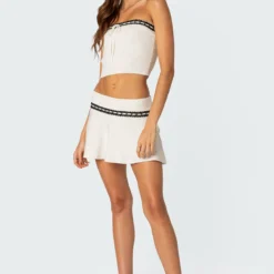 Khloe Lacey Ribbon Knit Tube Top -Default Template 2 Edikted loobook 09 05 202310388 ee56f74a e04b 49bf 86ac ee29f071e50e