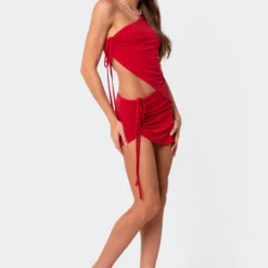 Frankie Asymmetric Drawstring Top -Default Template 2 Edikted lookbook 04 25 20234648