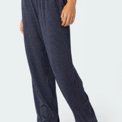 Zariah Slouchy Printed Pants -Default Template 2 Edikted lookbook 06 27 202315705