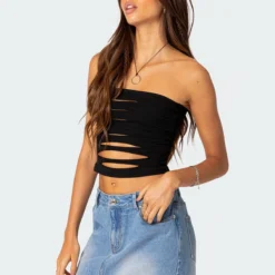 Kalista Slashed Tube Top -Default Template 2 Edikted lookbook 07 11 20232417