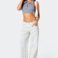 Open Back Collared Crop Top -Default Template 2 Edikted lookbook 07 26 20236808 aa30411d 4f4e 4c5d b38d 498e894473ed