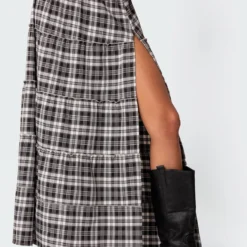 Plaid Side Slit Tiered Maxi Skirt -Default Template 2 Edikted lookbook 09 03 202321785