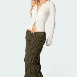 Tiered Scrunch Maxi Skirt -Default Template 2 Edikted lookbook 09 03 202323833 2 b0996630 456f 4dbc bfd5 43f998e643a1