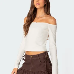 Rosanne Off Shoulder Top -Default Template 2 Edikted lookbook 09 03 202326662